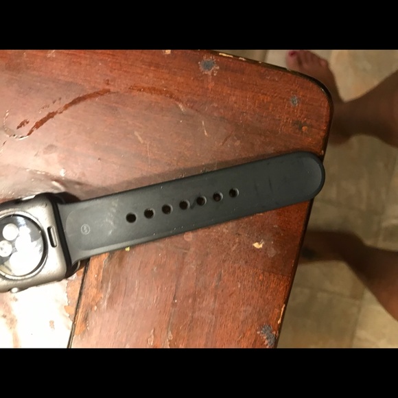 Apple Watch series 3 with cellular data main image 7